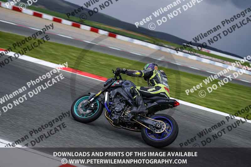 cadwell no limits trackday;cadwell park;cadwell park photographs;cadwell trackday photographs;enduro digital images;event digital images;eventdigitalimages;navarra;no limits trackdays;peter wileman photography;racing digital images;trackday digital images;trackday photos